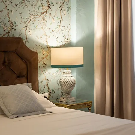 Via Dei Pepi 3 - Charming - Chic Retreat A Few Steps From Santa Croce Square * 피렌체