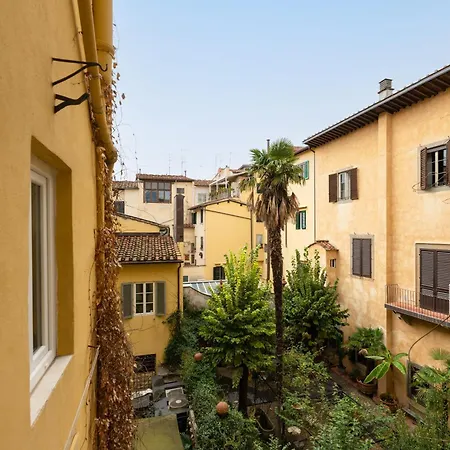 Via Dei Pepi 3 - Charming - Chic Retreat A Few Steps From Santa Croce Square Appartamento *