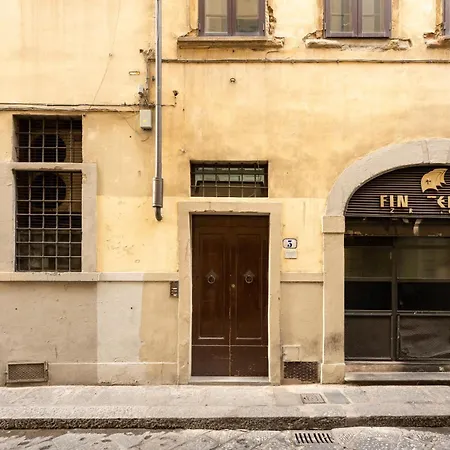 Via Dei Pepi 3 - Charming - Chic Retreat A Few Steps From Santa Croce Square Appartamento
