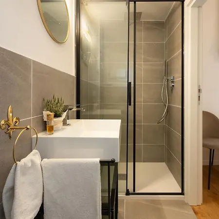Appartamento Via Dei Pepi 3 - Charming - Chic Retreat A Few Steps From Santa Croce Square Firenze