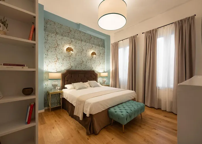 아파트 Via Dei Pepi 3 - Charming - Chic Retreat A Few Steps From Santa Croce Square 피렌체