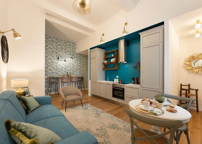Via Dei Pepi 3 - Charming - Chic Retreat A Few Steps From Santa Croce Square 피렌체