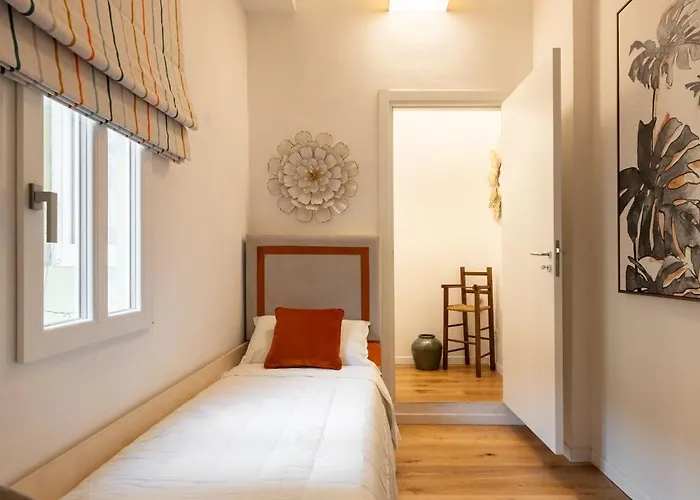 Via Dei Pepi 3 - Charming - Chic Retreat A Few Steps From Santa Croce Square *