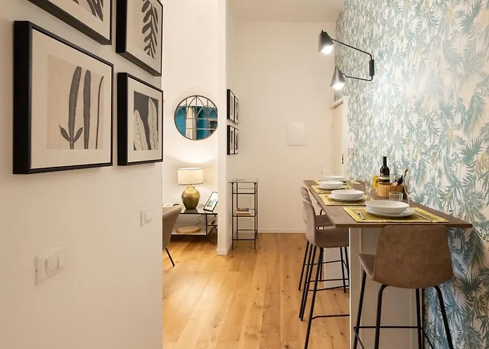 Via Dei Pepi 3 - Charming - Chic Retreat A Few Steps From Santa Croce Square 아파트 *