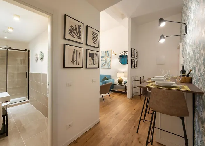Via Dei Pepi 3 - Charming - Chic Retreat A Few Steps From Santa Croce Square *